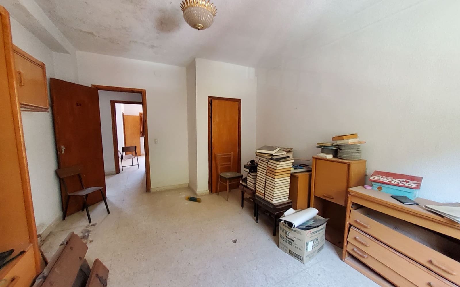 14 soveværelse Erhverv til salg i Otivar - € 320.000 (Ref: 7857977)