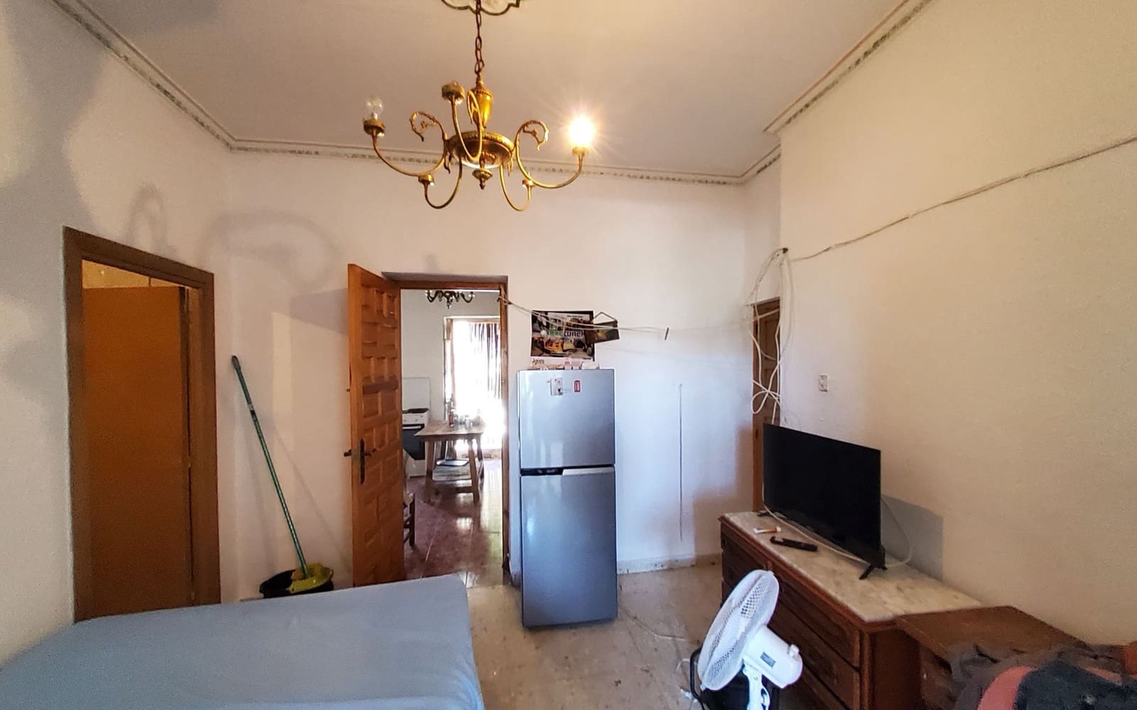 14 soveværelse Erhverv til salg i Otivar - € 320.000 (Ref: 7857977)