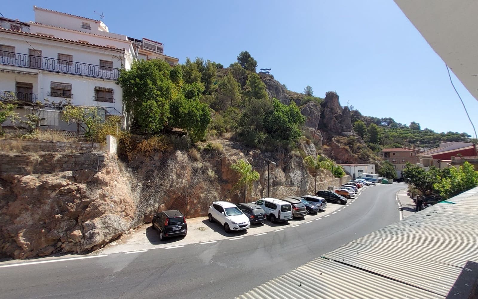 14 soveværelse Erhverv til salg i Otivar - € 320.000 (Ref: 7857977)