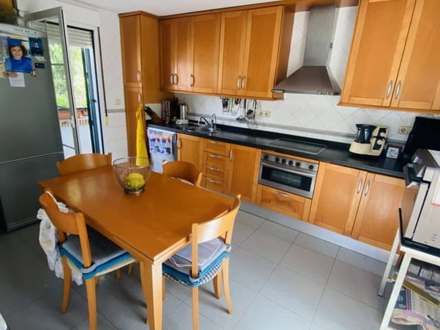 3 soveværelse Villa til salg i Almuñécar med swimmingpool garage - € 680.000 (Ref: 7883918)