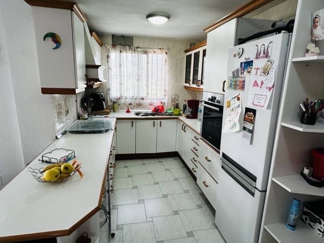 2 slaapkamer Villa te koop in Almuñécar met zwembad garage - € 380.000 (Ref: 8546689)