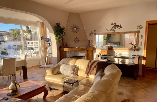 7 soverom Villa til salgs i Almuñécar med svømmebasseng garasje - € 590 000 (Ref: 8597000)