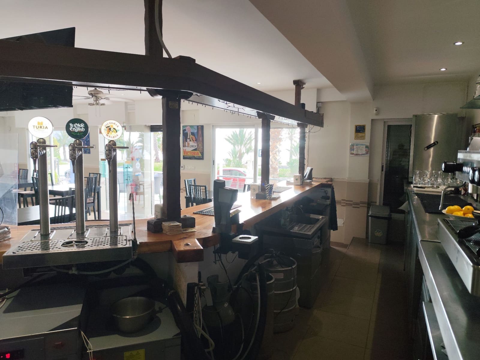 Erhverv til salg i Almunecar - € 250.000 (Ref: 8851279)