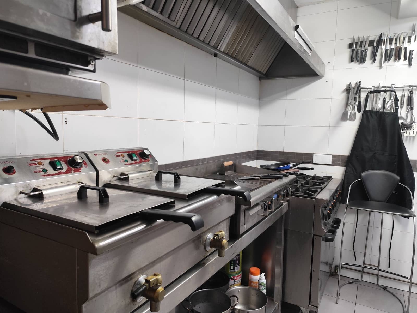 Erhverv til salg i Almunecar - € 250.000 (Ref: 8851279)