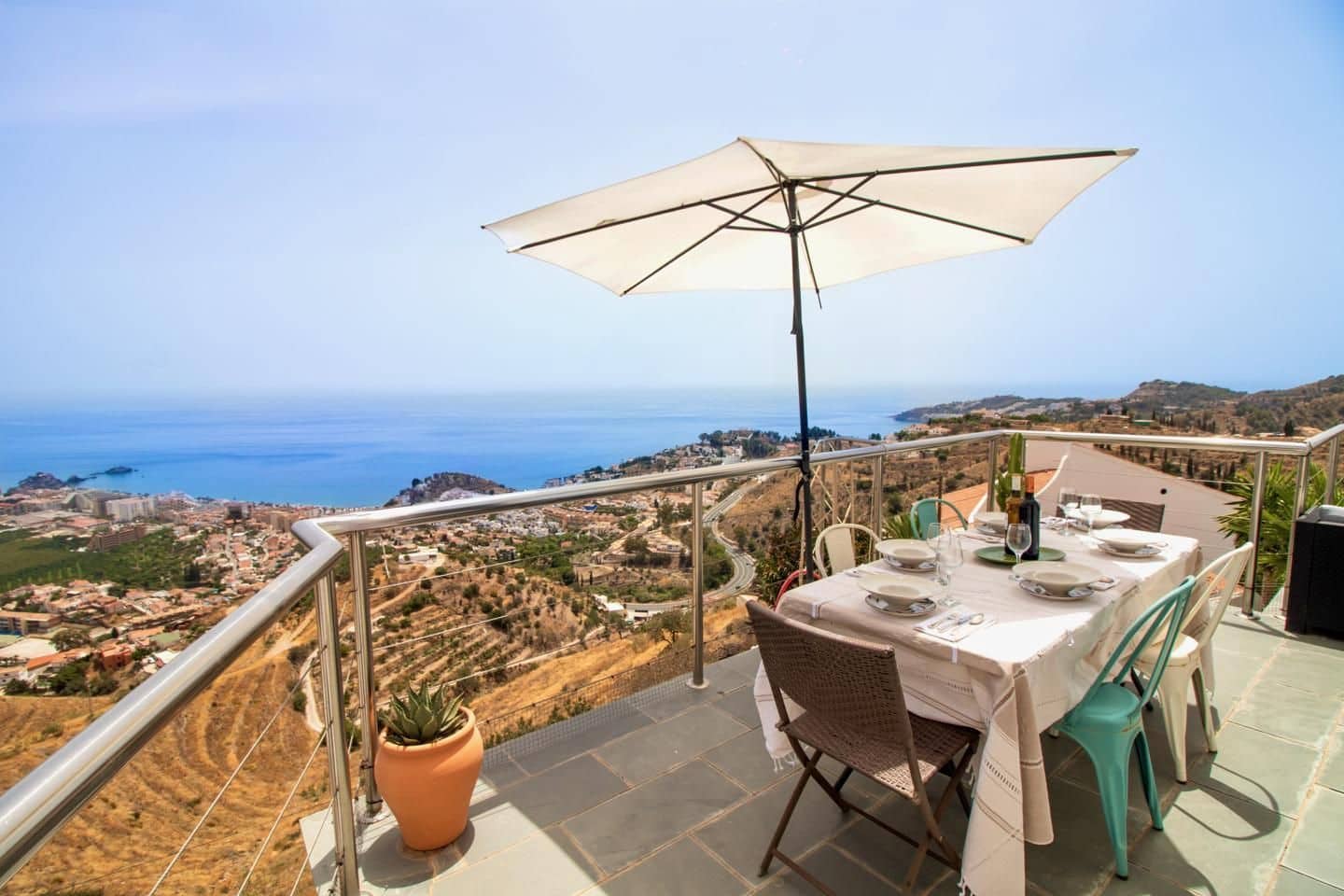 5 soverom Villa til salgs i Almunecar med svømmebasseng garasje - € 945 000 (Ref: 8864561)