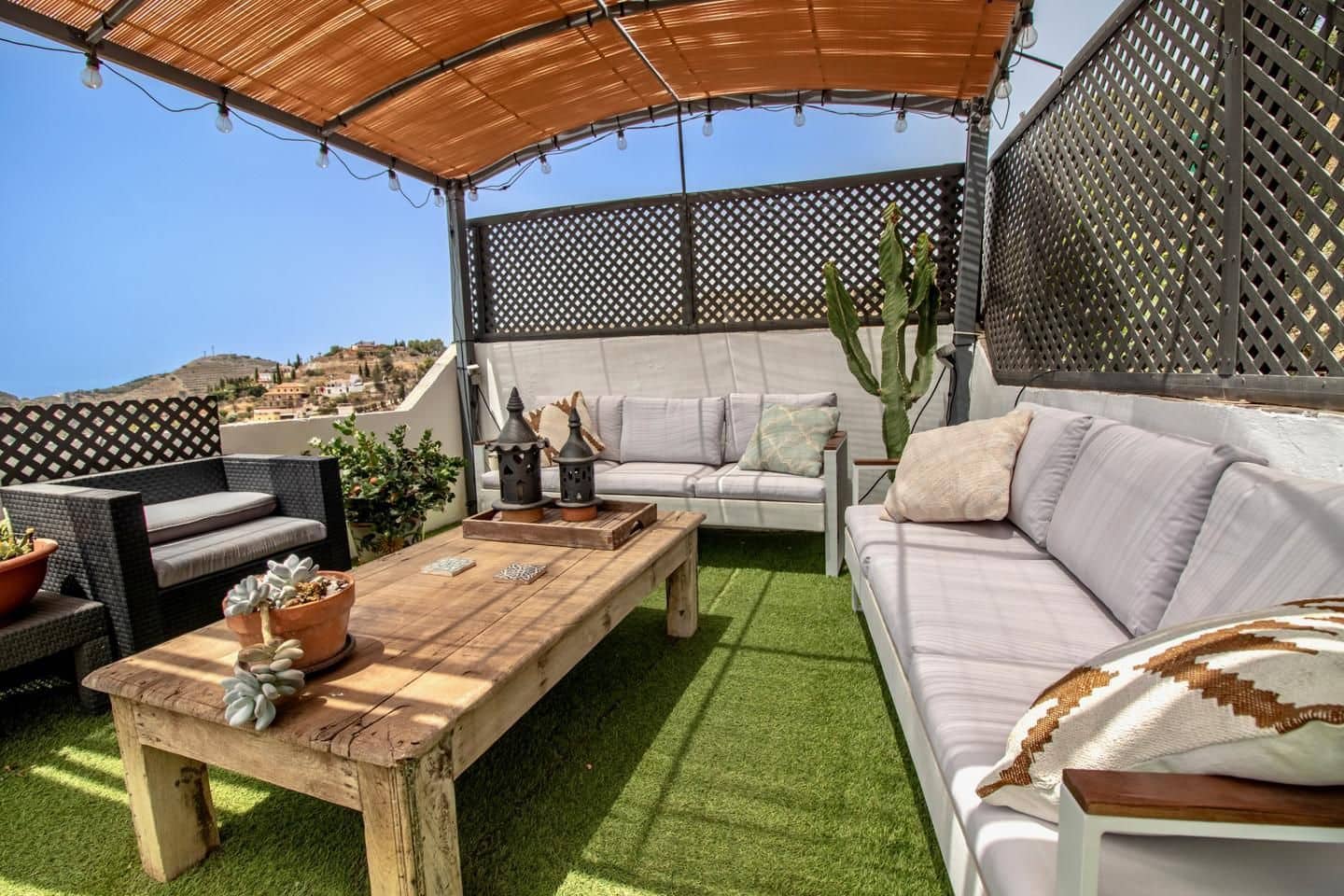 5 soverom Villa til salgs i Almunecar med svømmebasseng garasje - € 945 000 (Ref: 8864561)