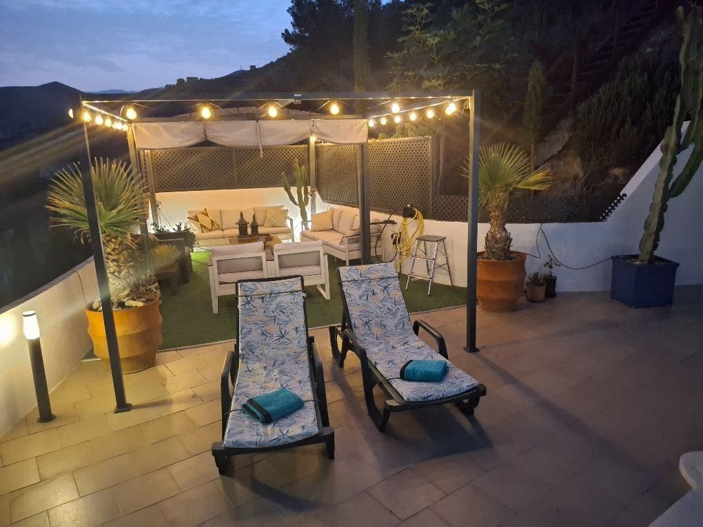 5 soverom Villa til salgs i Almunecar med svømmebasseng garasje - € 945 000 (Ref: 8864561)