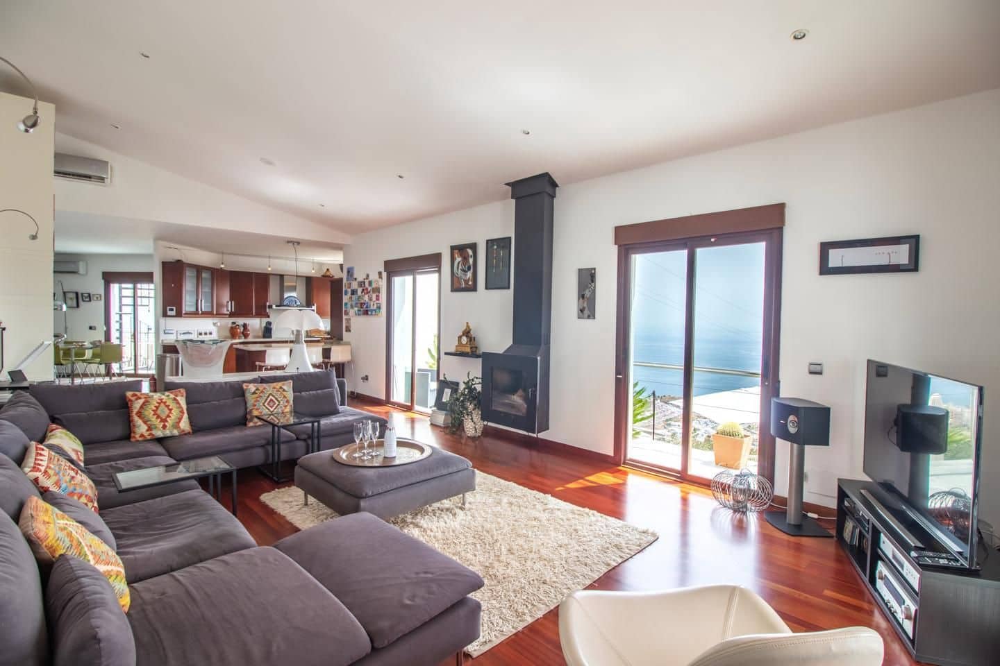 5 soverom Villa til salgs i Almunecar med svømmebasseng garasje - € 945 000 (Ref: 8864561)