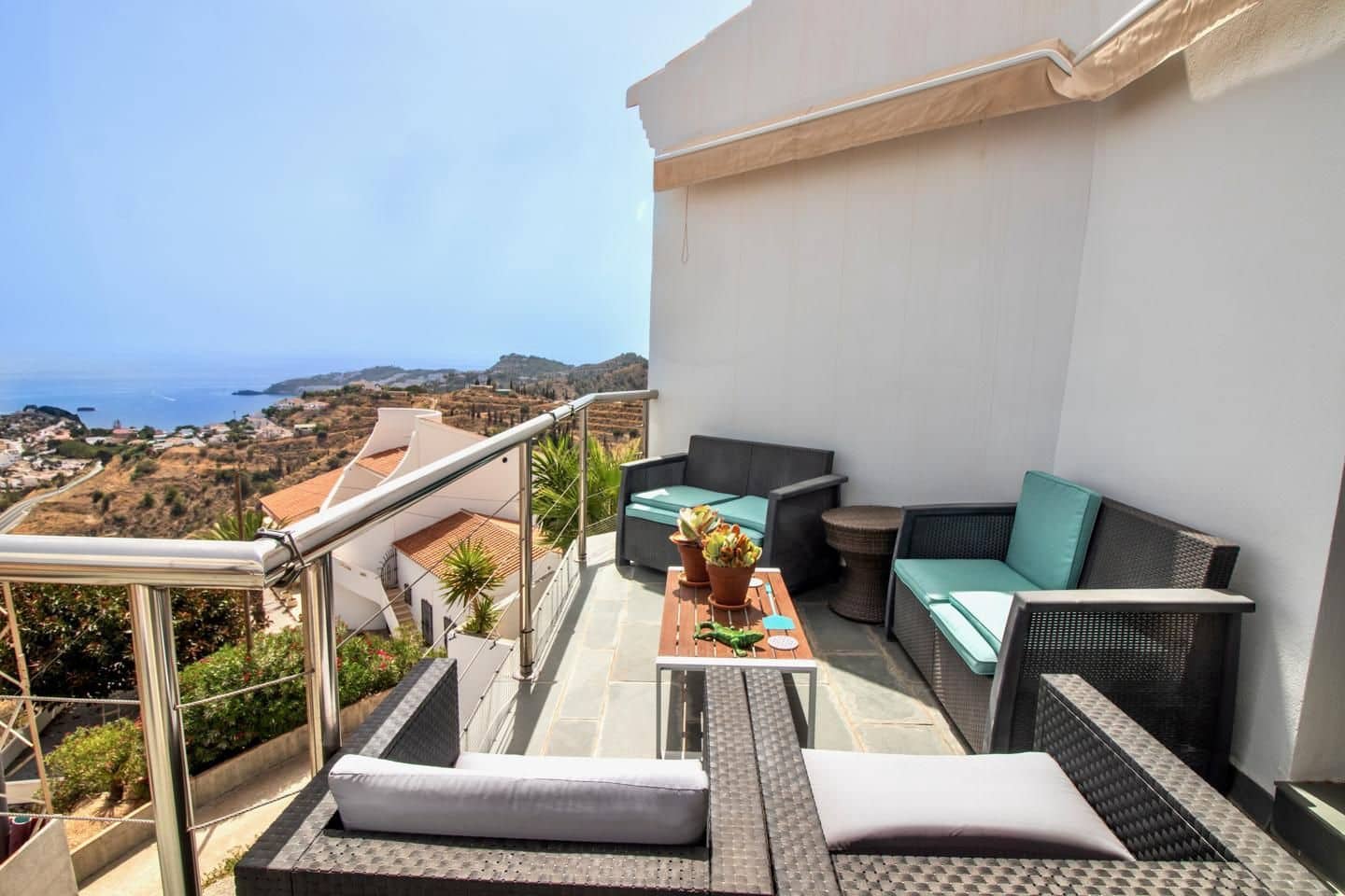 5 soverom Villa til salgs i Almunecar med svømmebasseng garasje - € 945 000 (Ref: 8864561)