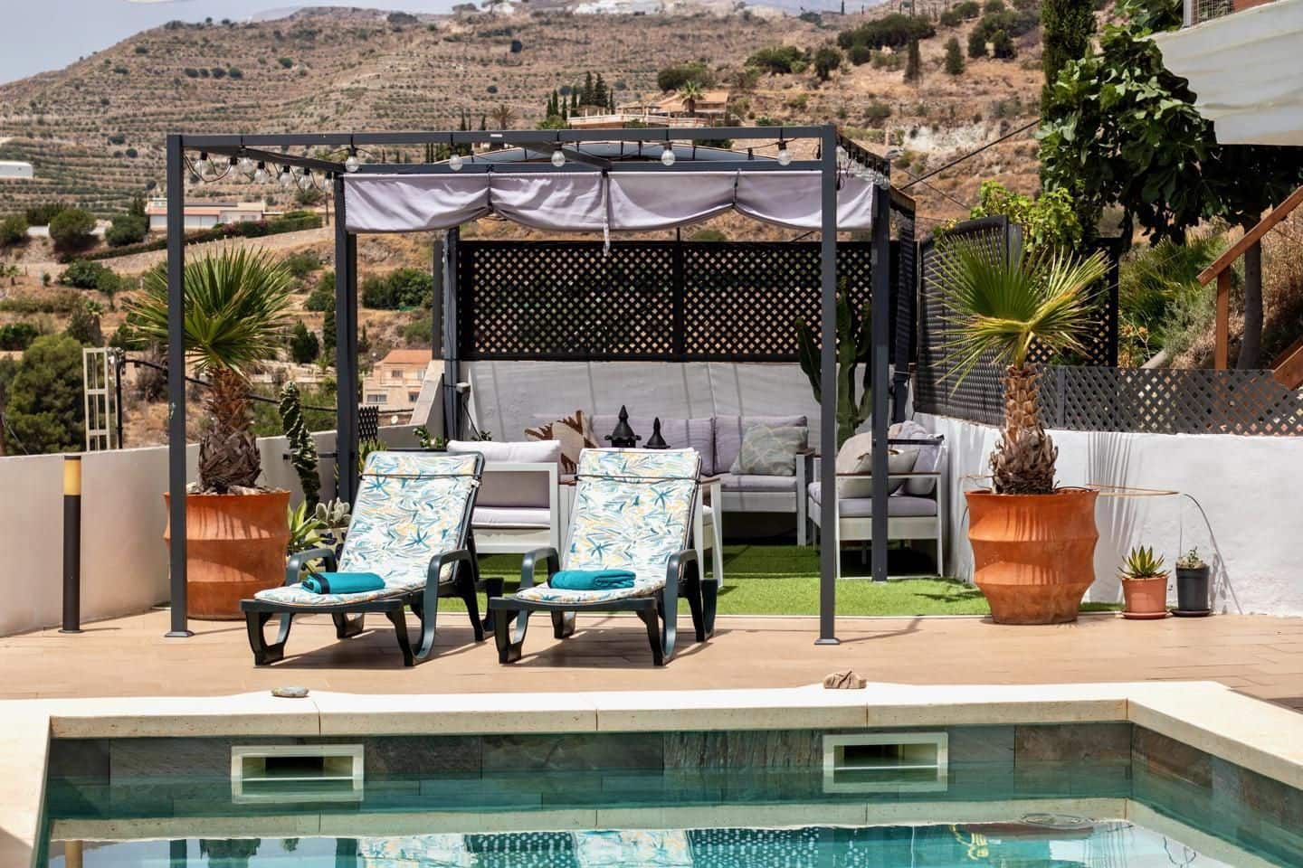 5 soverom Villa til salgs i Almunecar med svømmebasseng garasje - € 945 000 (Ref: 8864561)