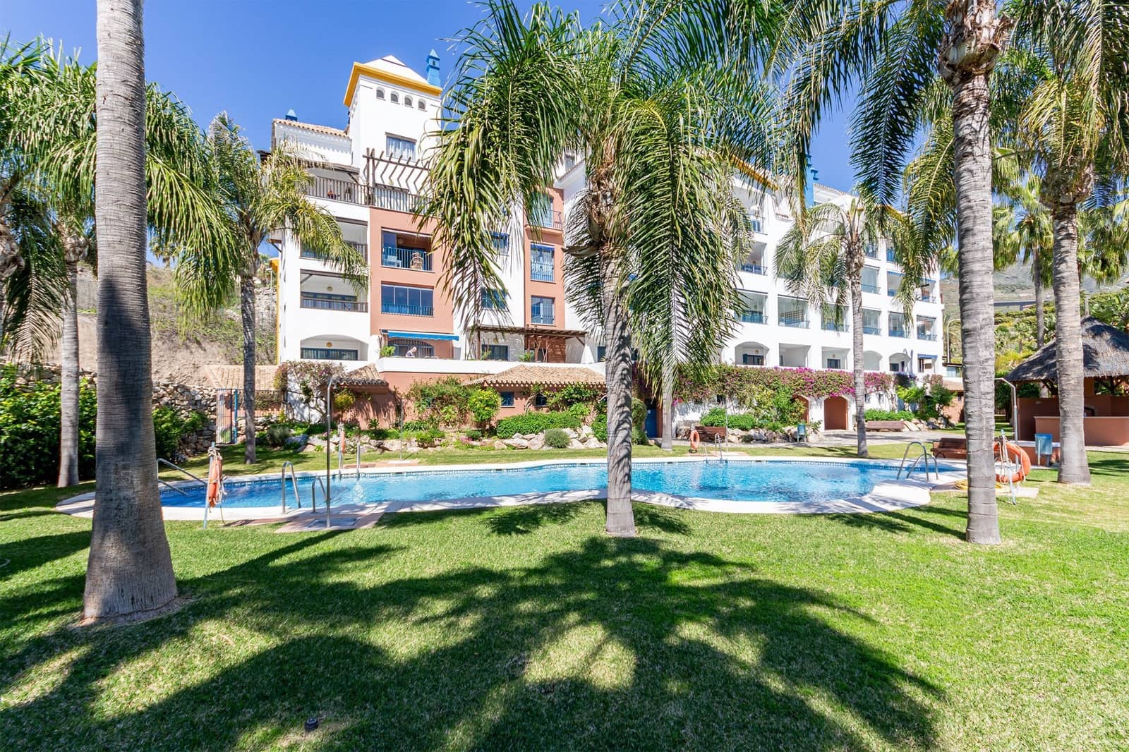 4 soveværelse Penthouse til salg i Almunecar med swimmingpool garage - € 455.000 (Ref: 8869297)