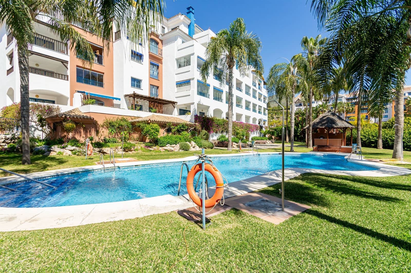 4 soveværelse Penthouse til salg i Almunecar med swimmingpool garage - € 455.000 (Ref: 8869297)