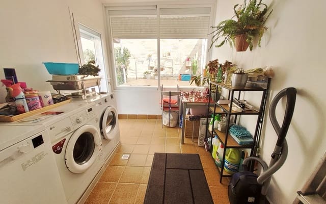 4 slaapkamer Villa te koop in Almuñécar met garage - € 469.000 (Ref: 8902005)