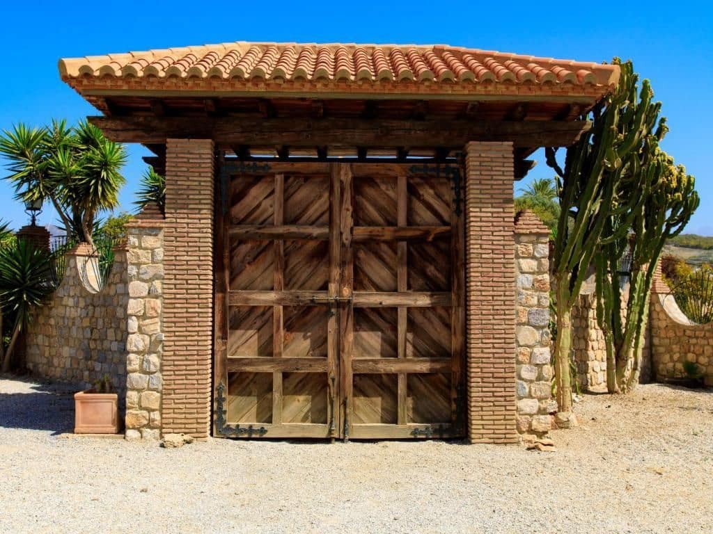 7 soveværelse Finca/Landehus til salg i Motril med swimmingpool garage - € 999.000 (Ref: 8971845)