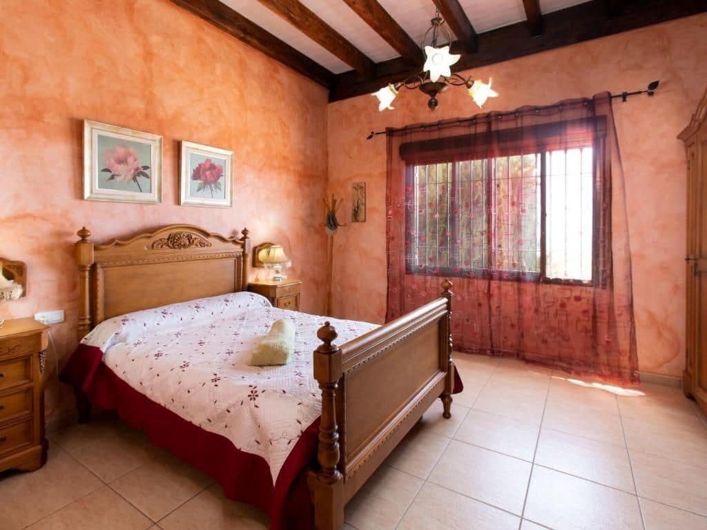 7 soveværelse Finca/Landehus til salg i Motril med swimmingpool garage - € 999.000 (Ref: 8971845)