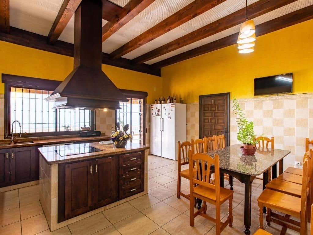 7 soveværelse Finca/Landehus til salg i Motril med swimmingpool garage - € 999.000 (Ref: 8971845)