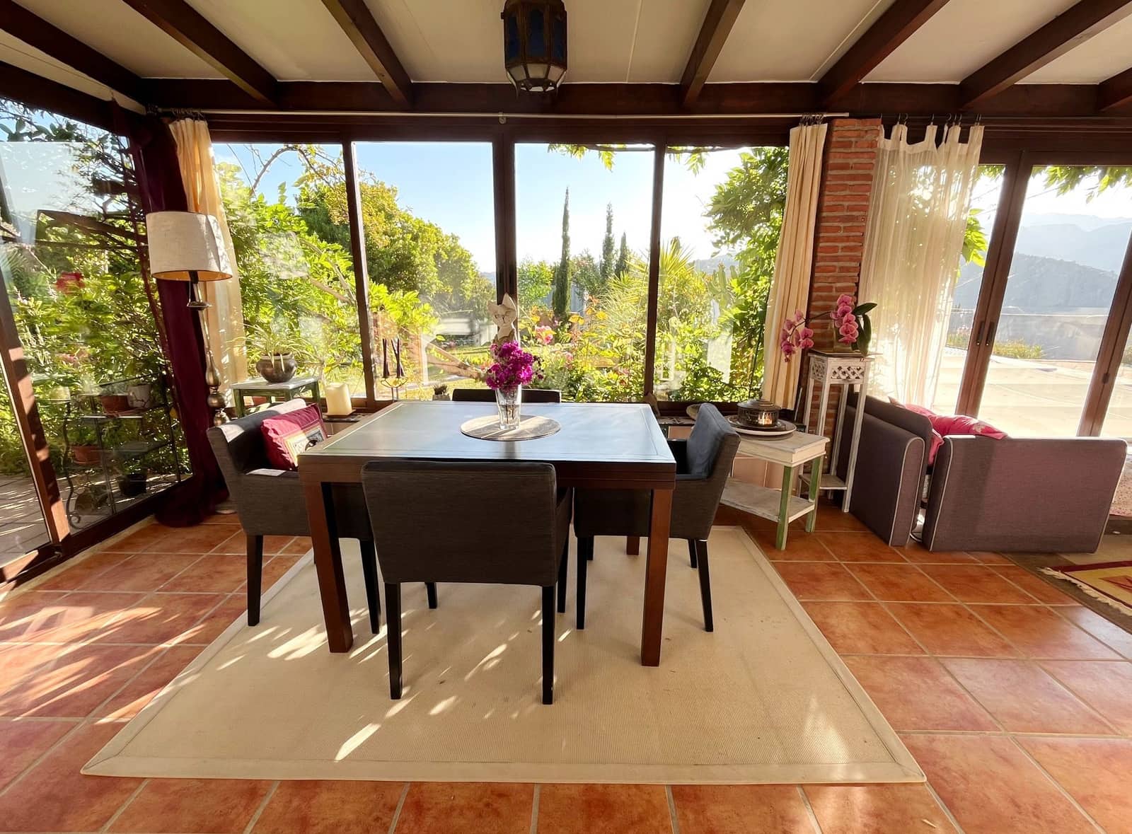 4 soveværelse Finca/Landehus til salg i Almunecar med swimmingpool garage - € 499.000 (Ref: 9008398)