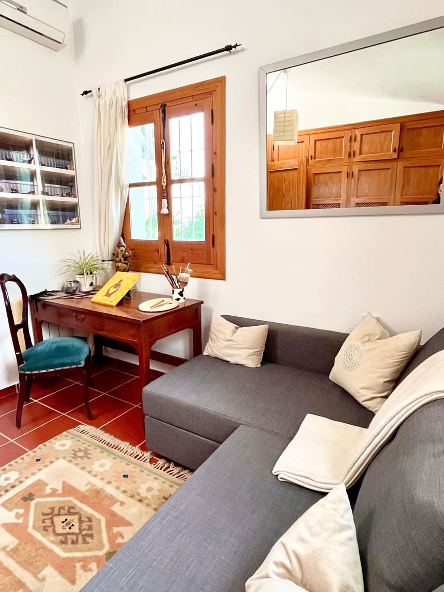 4 soveværelse Finca/Landehus til salg i Almunecar med swimmingpool garage - € 499.000 (Ref: 9008398)