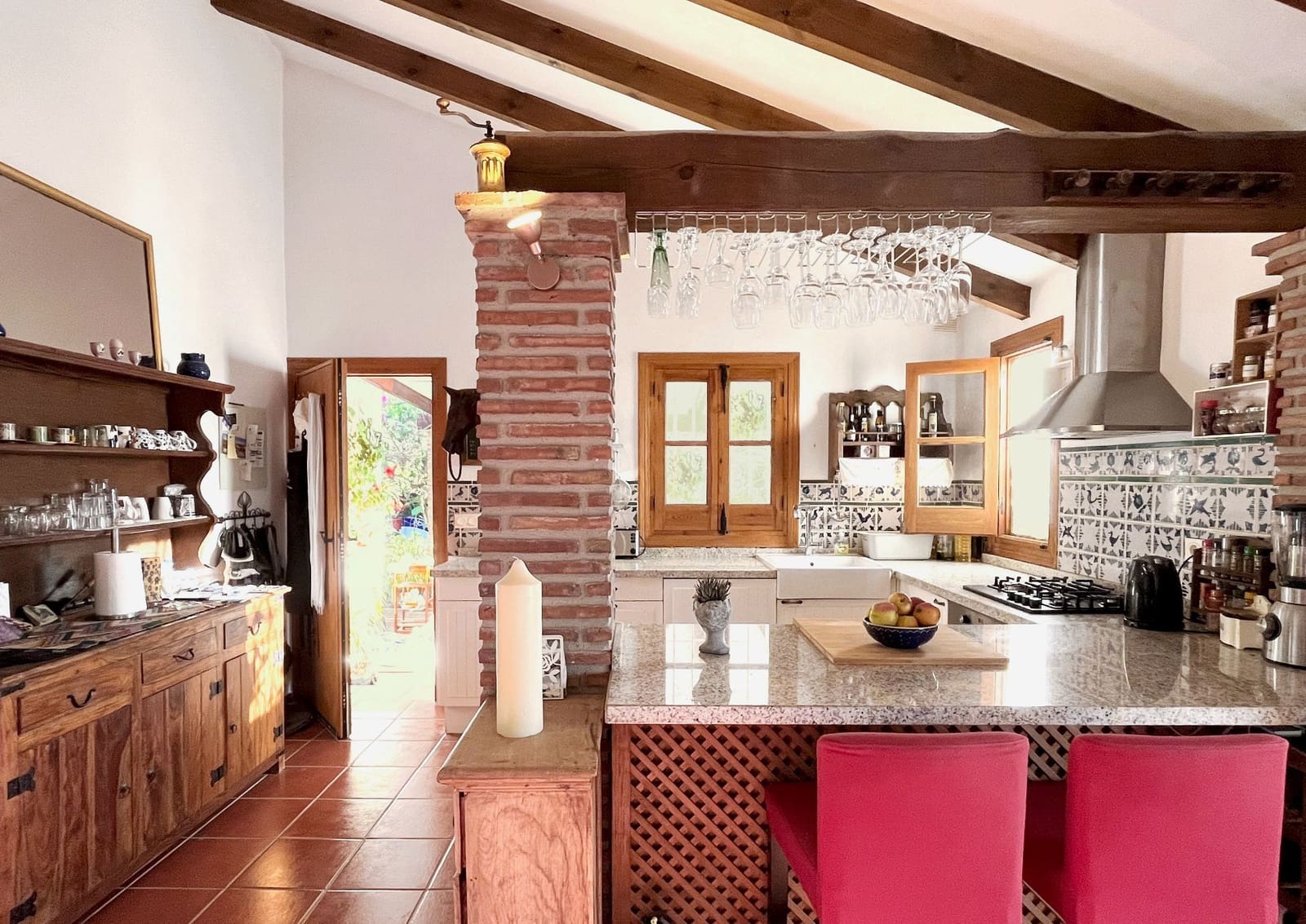 4 soveværelse Finca/Landehus til salg i Almunecar med swimmingpool garage - € 499.000 (Ref: 9008398)