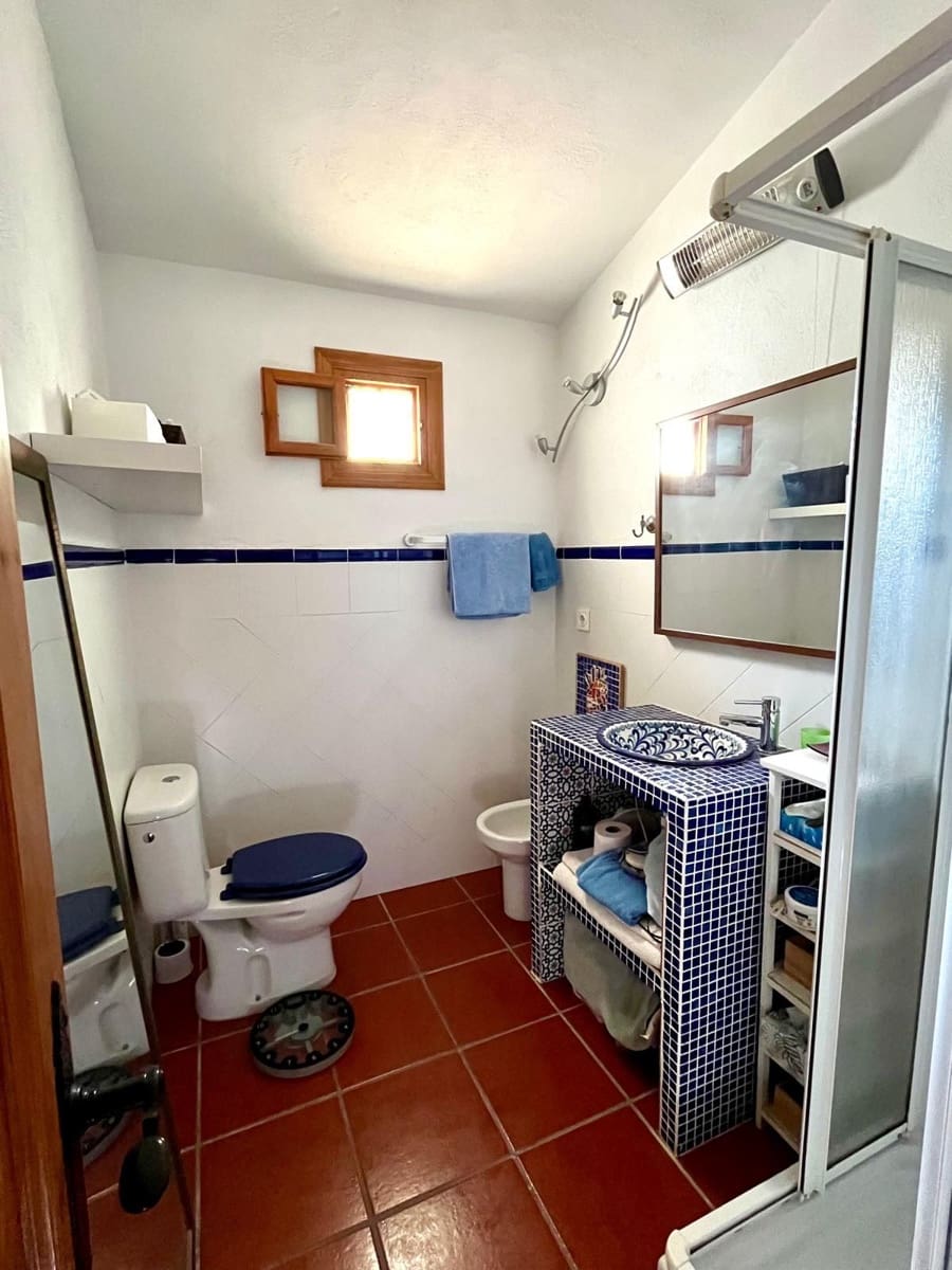 4 soveværelse Finca/Landehus til salg i Almunecar med swimmingpool garage - € 499.000 (Ref: 9008398)