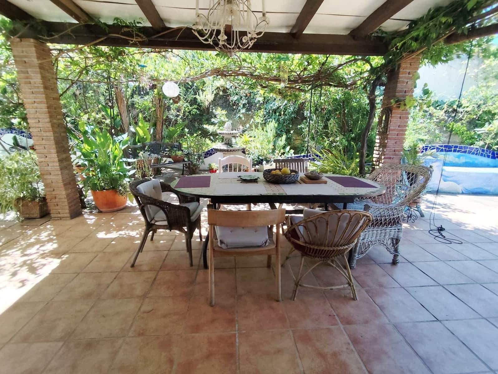 4 soveværelse Finca/Landehus til salg i Almunecar med swimmingpool garage - € 499.000 (Ref: 9008398)