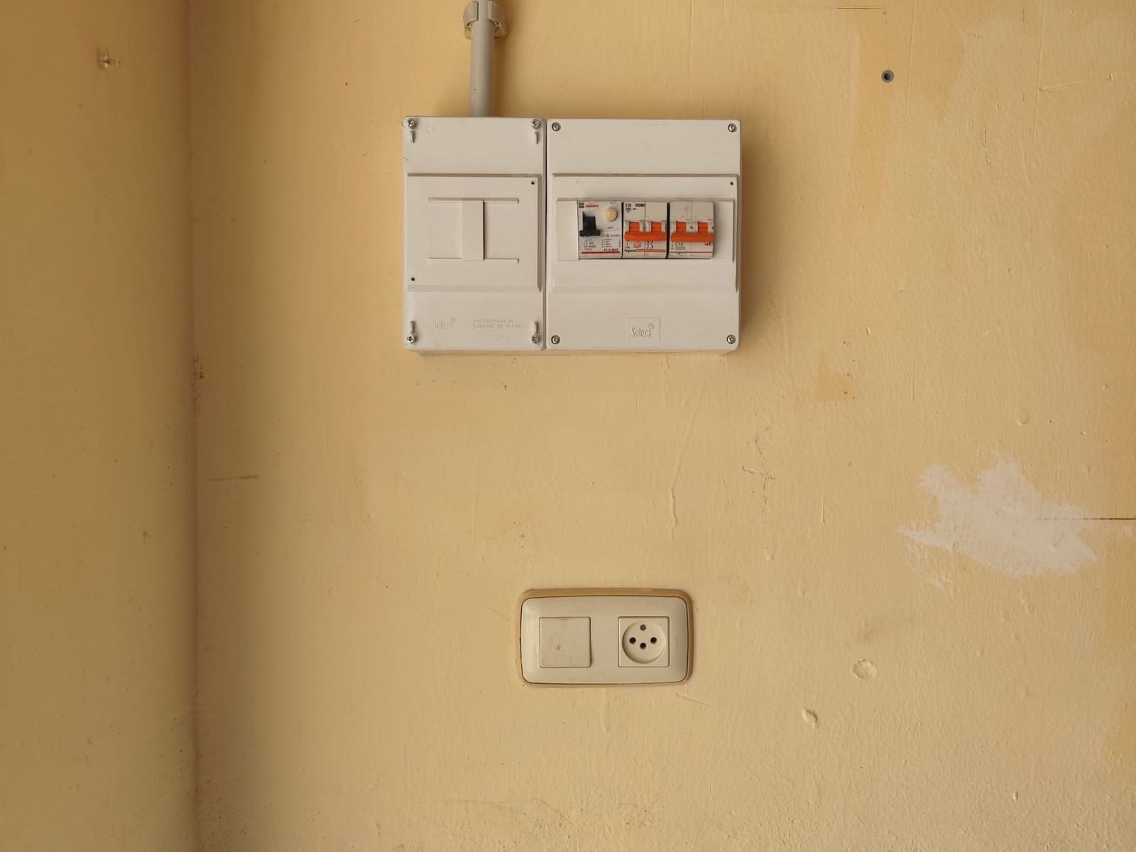 Garage til salg i Almunecar - € 39.900 (Ref: 9013575)