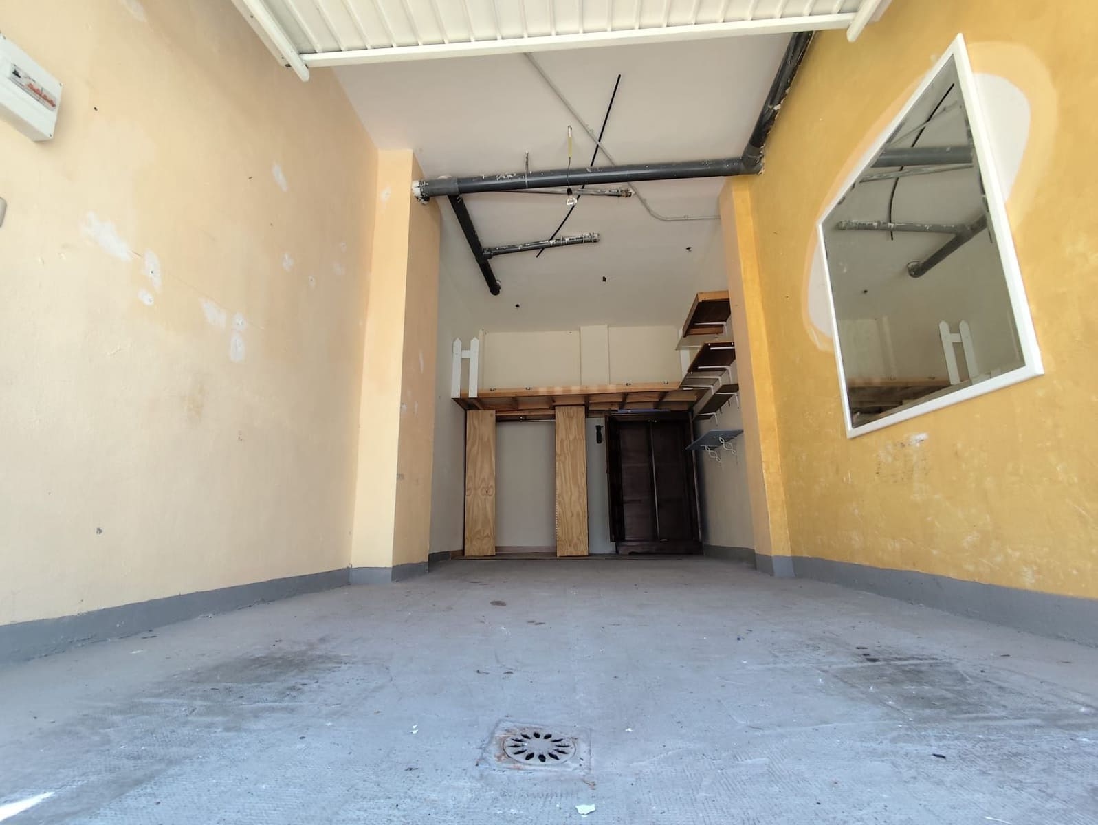 Garage til salg i Almunecar - € 39.900 (Ref: 9013575)