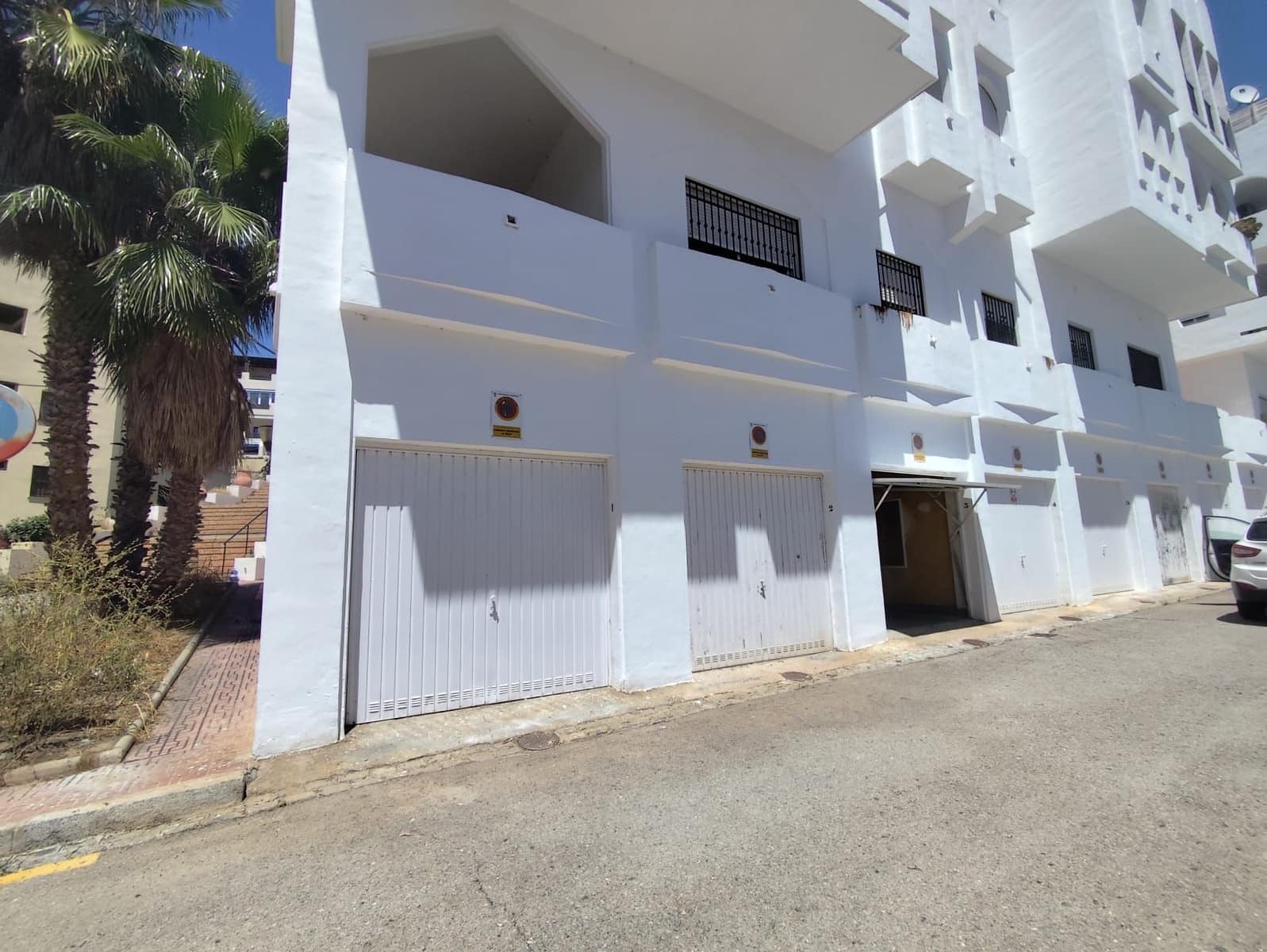 Garage til salg i Almunecar - € 39.900 (Ref: 9013575)