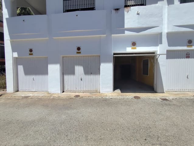 Garage til salg i Almuñécar - € 39.900 (Ref: 9013575)