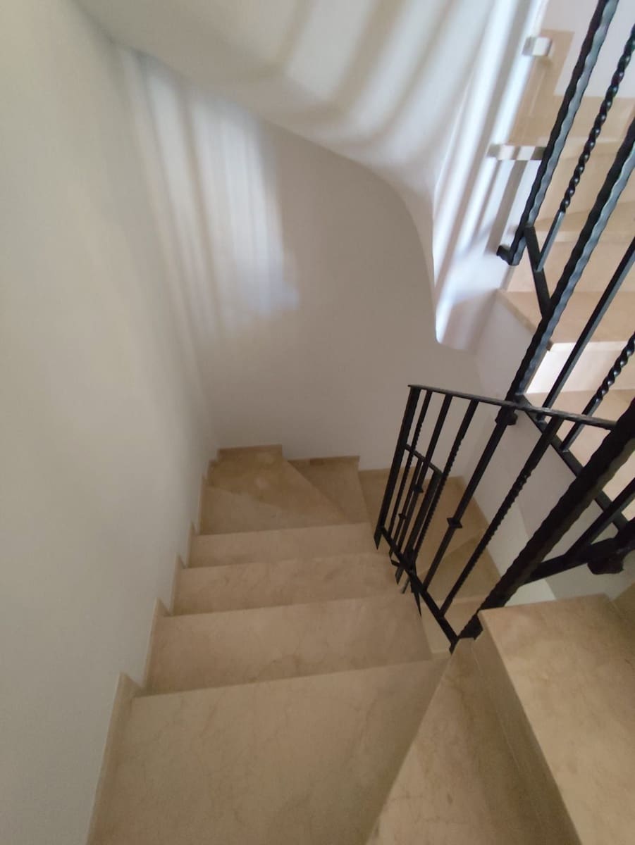 3 soveværelse Semi-Rækkehus til salg i Jete med garage - € 190.000 (Ref: 9022822)