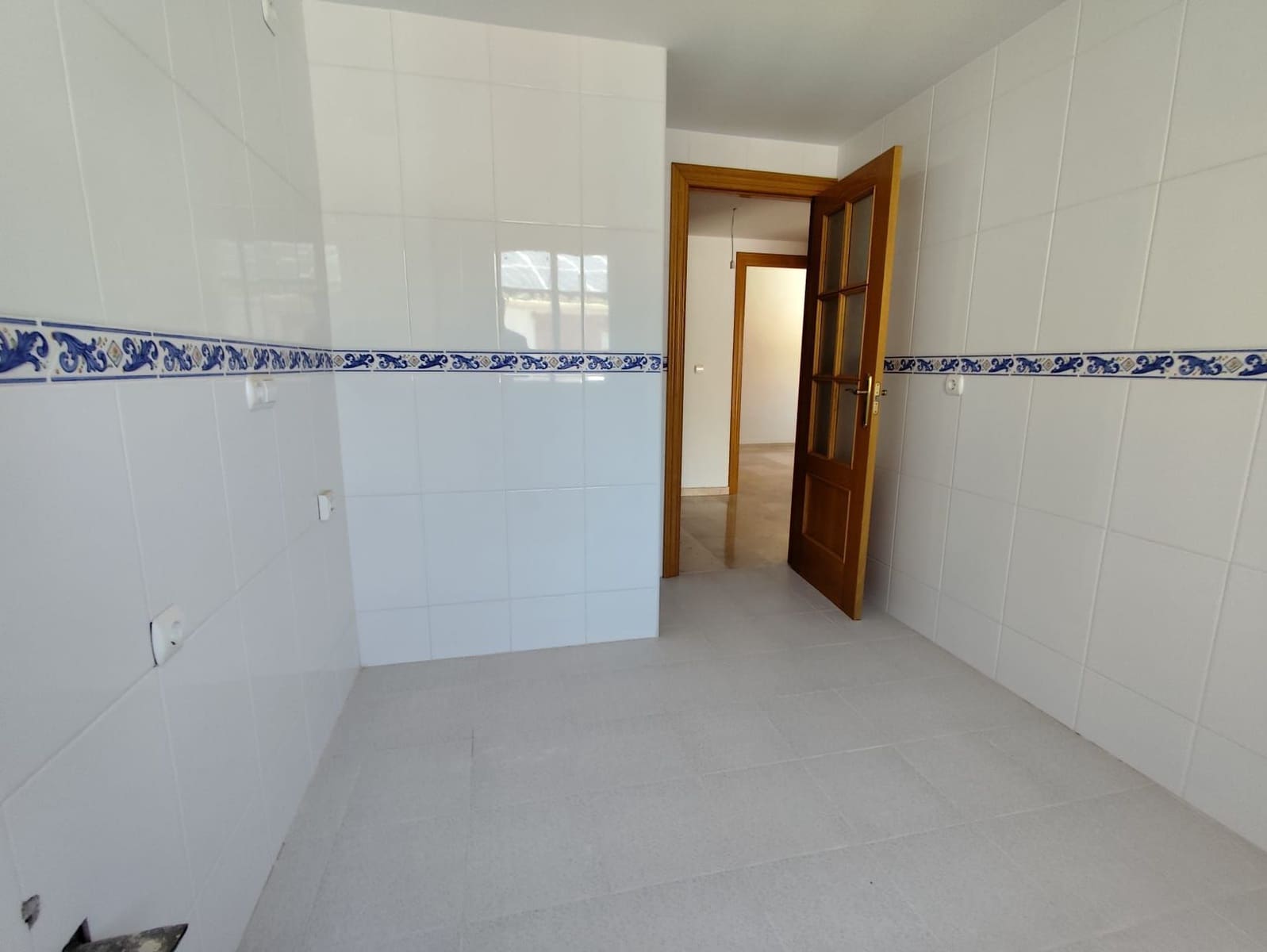 3 soveværelse Semi-Rækkehus til salg i Jete med garage - € 190.000 (Ref: 9022822)