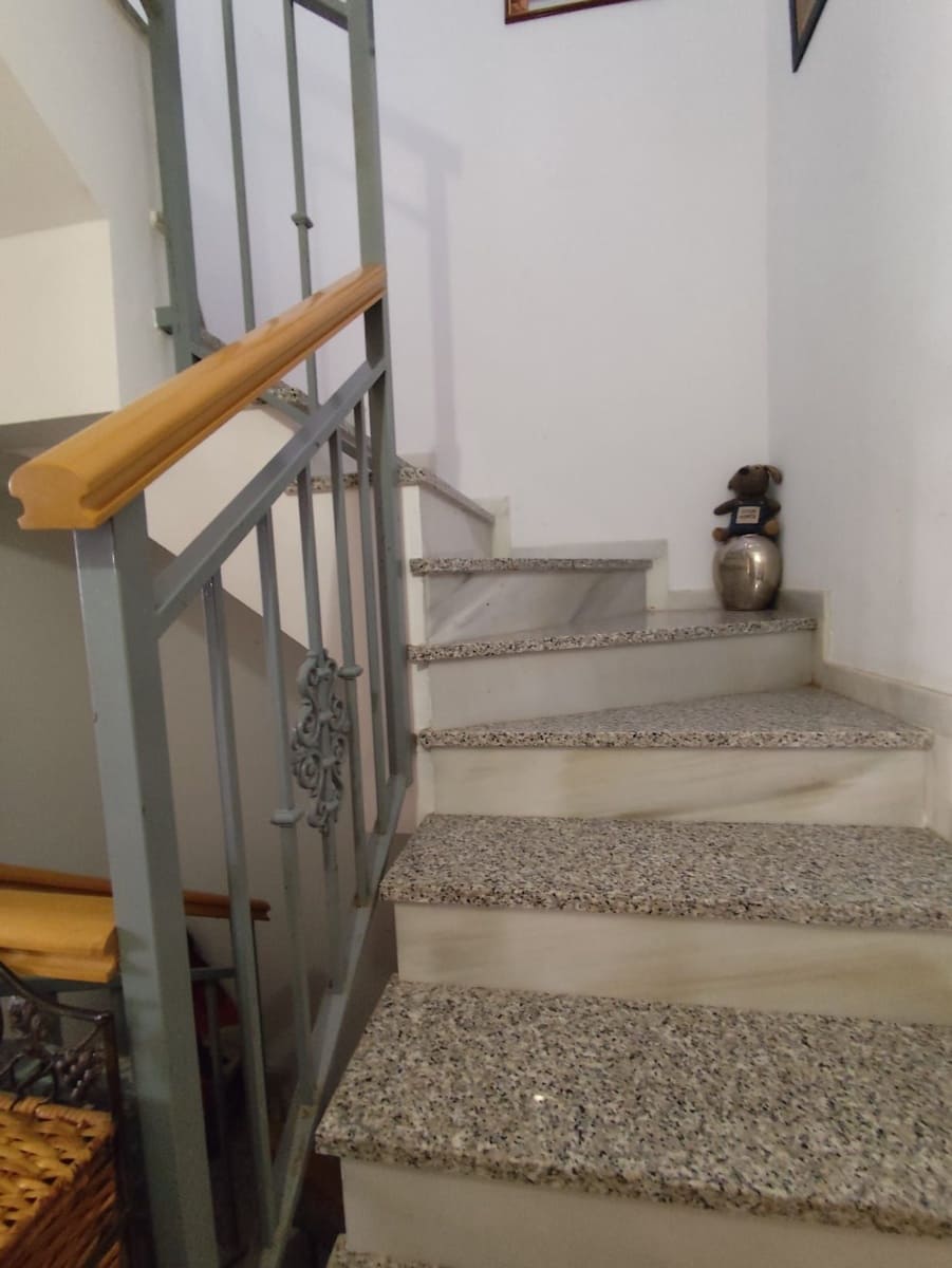 3 soveværelse Semi-Rækkehus til salg i Almunecar med garage - € 310.000 (Ref: 9136851)