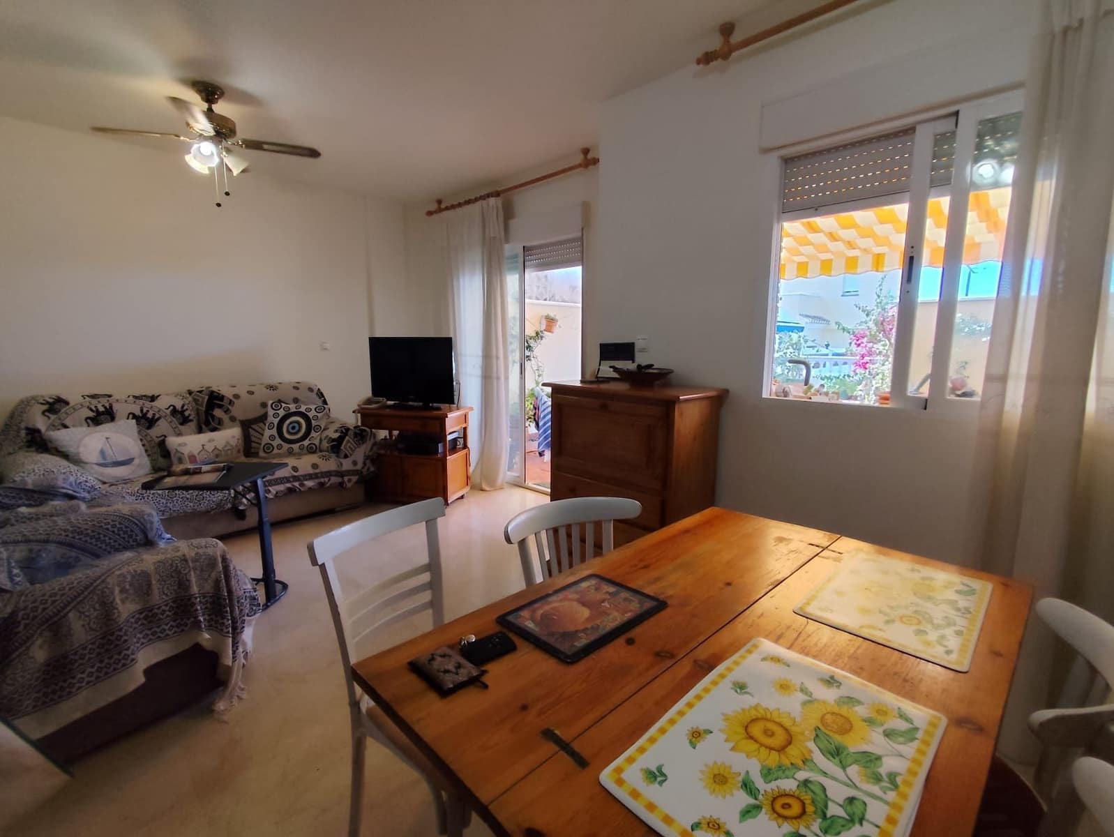 3 soveværelse Semi-Rækkehus til salg i Almunecar med garage - € 310.000 (Ref: 9136851)