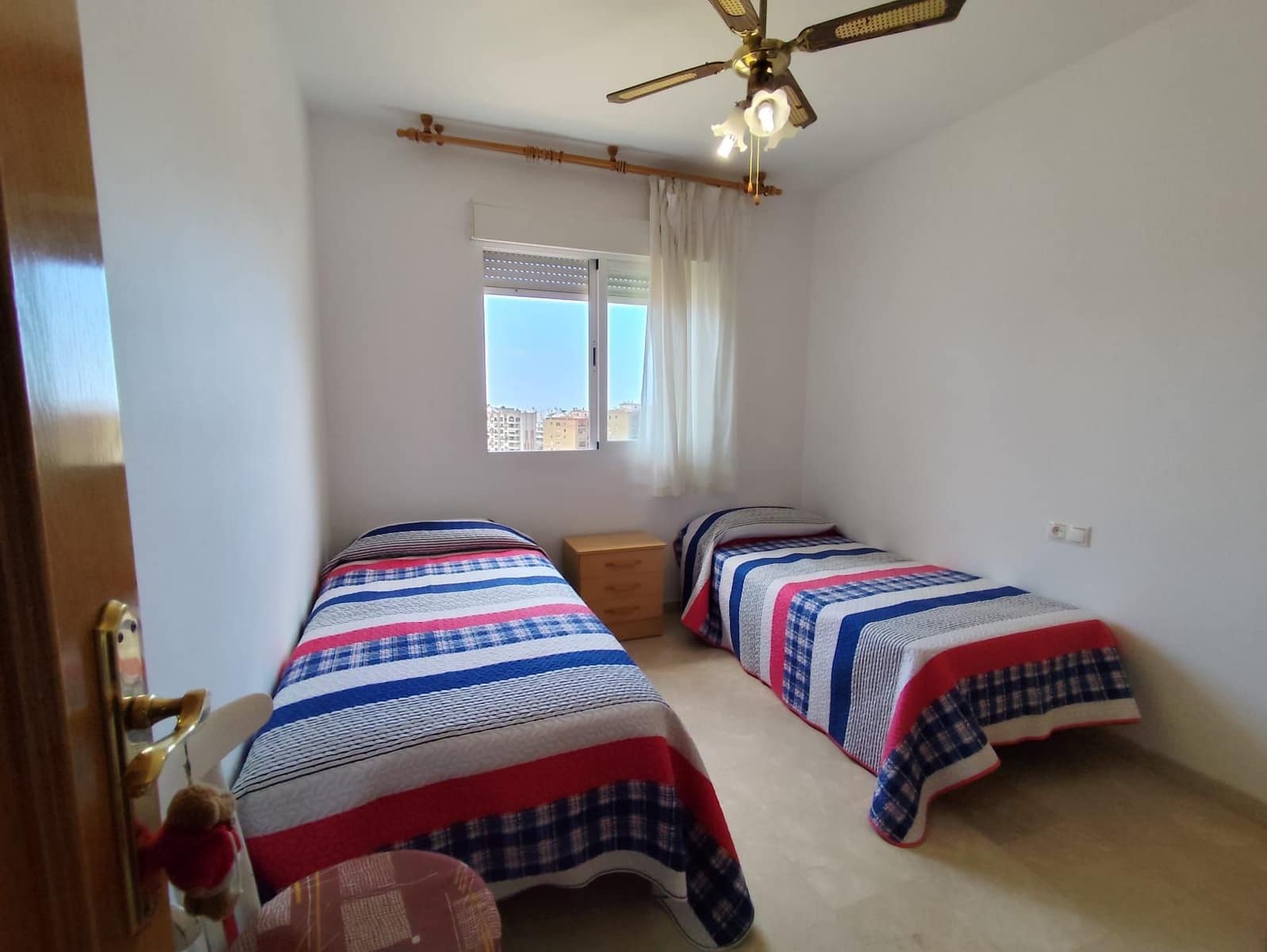 3 soveværelse Semi-Rækkehus til salg i Almunecar med garage - € 310.000 (Ref: 9136851)