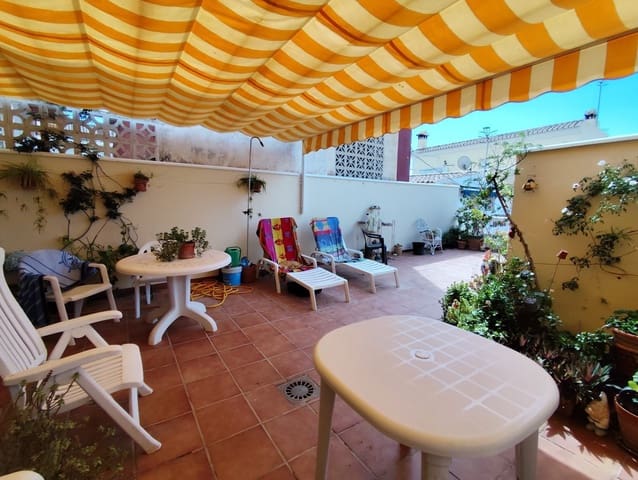 3 soveværelse Semi-Rækkehus til salg i Almuñécar med garage - € 310.000 (Ref: 9136851)