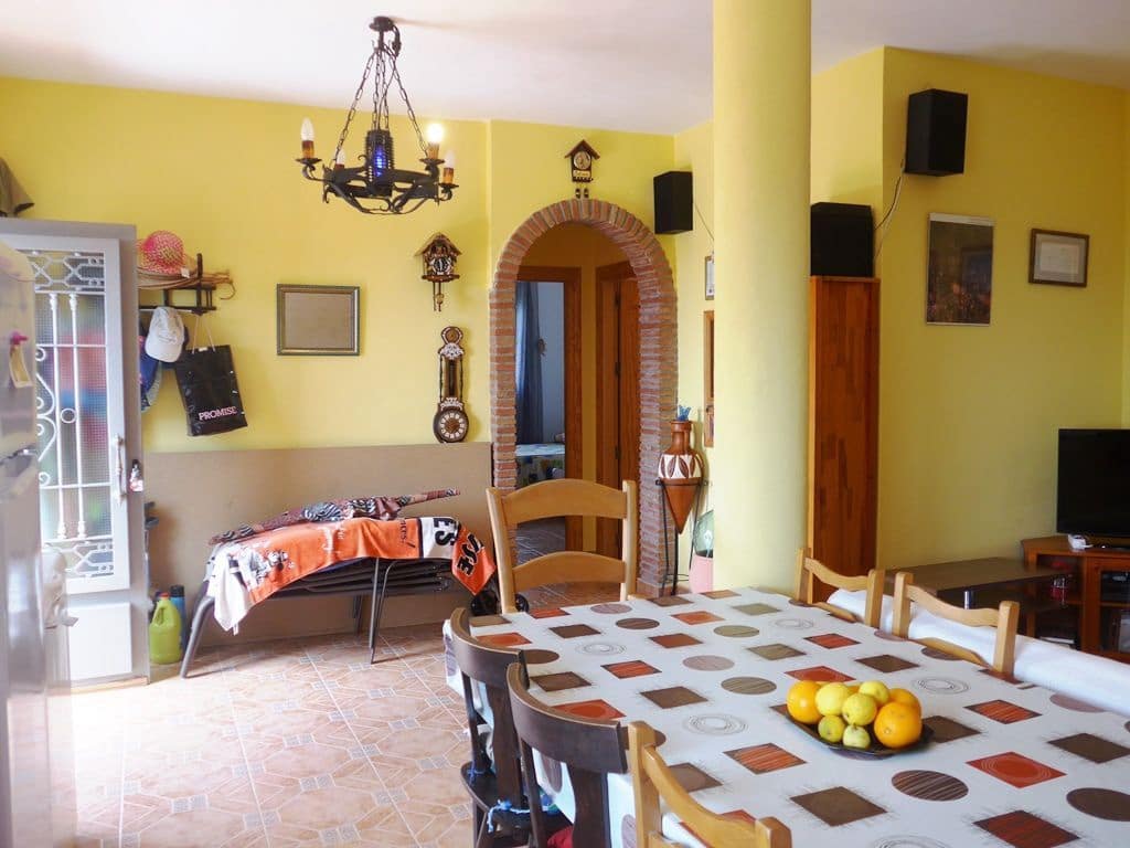 2 soveværelse Finca/Landehus til salg i Otivar med swimmingpool garage - € 214.000 (Ref: 9219670)