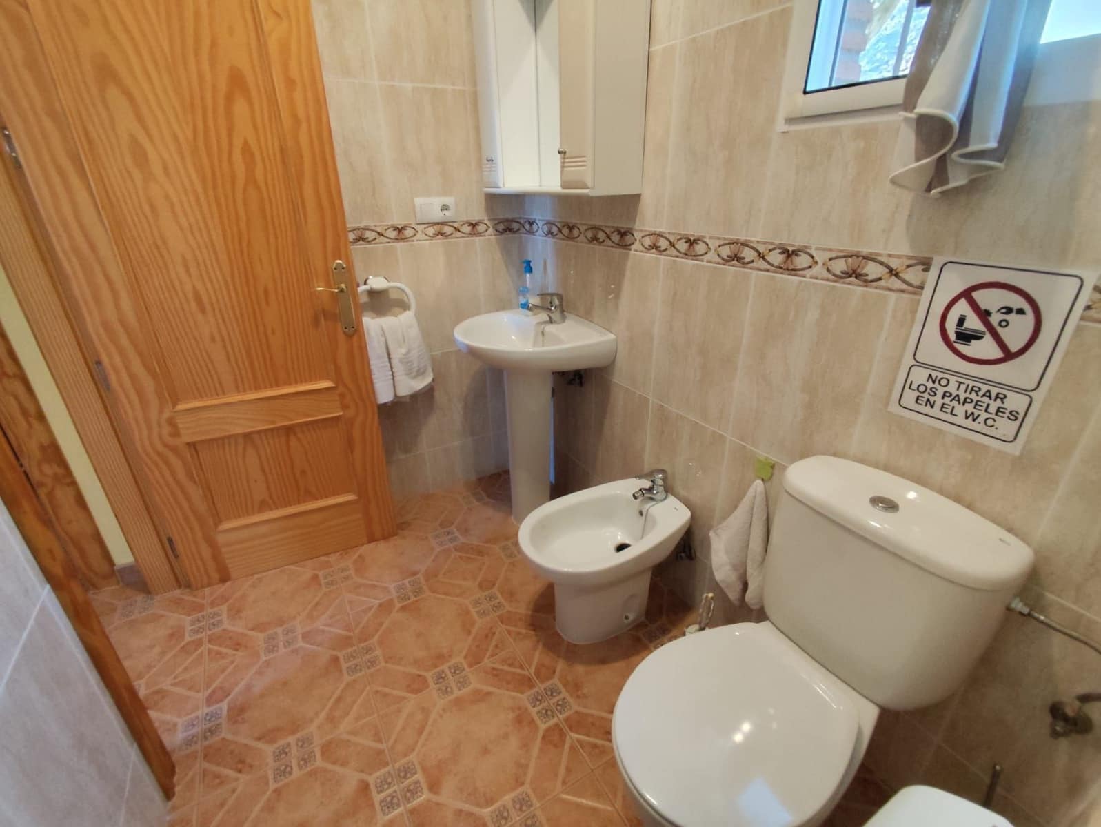 2 soveværelse Finca/Landehus til salg i Otivar med swimmingpool garage - € 214.000 (Ref: 9219670)