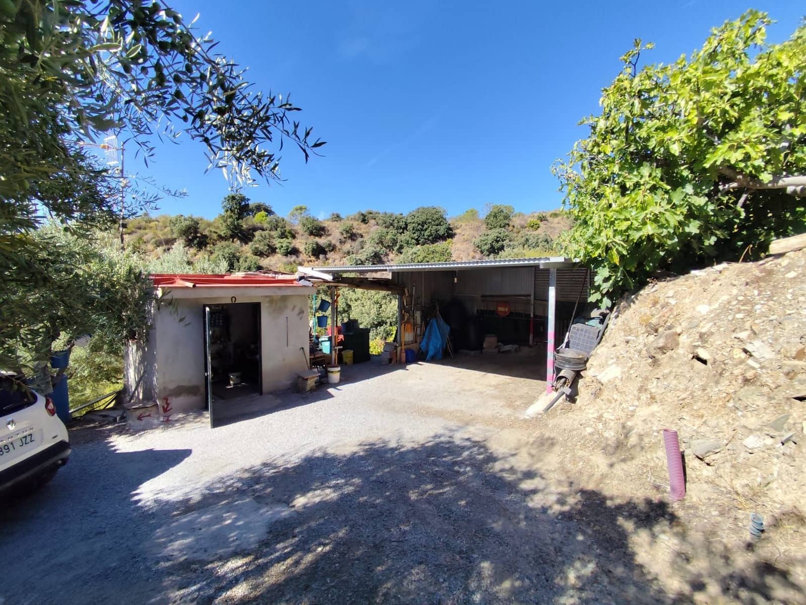 2 soveværelse Finca/Landehus til salg i Otivar med swimmingpool garage - € 214.000 (Ref: 9219670)