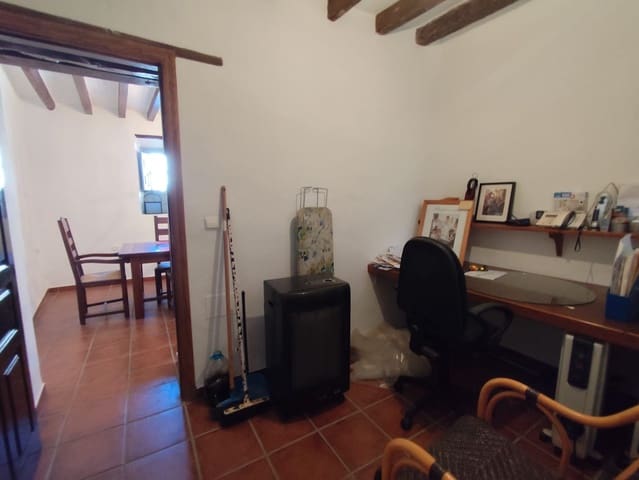 3 makuuhuone Paritalo myytävänä paikassa Itrabo - 198 000 € (Ref: 9232157)