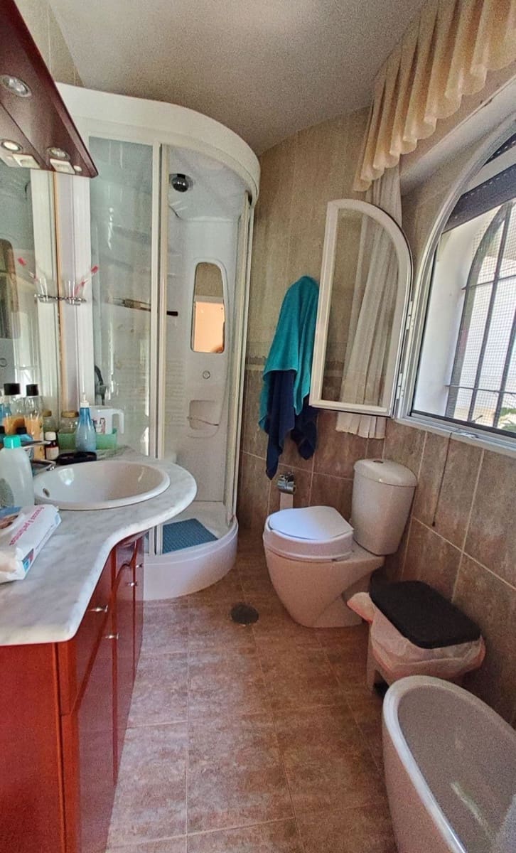 4 slaapkamer Villa te koop in Almunecar met zwembad garage - € 625.000 (Ref: 9232158)