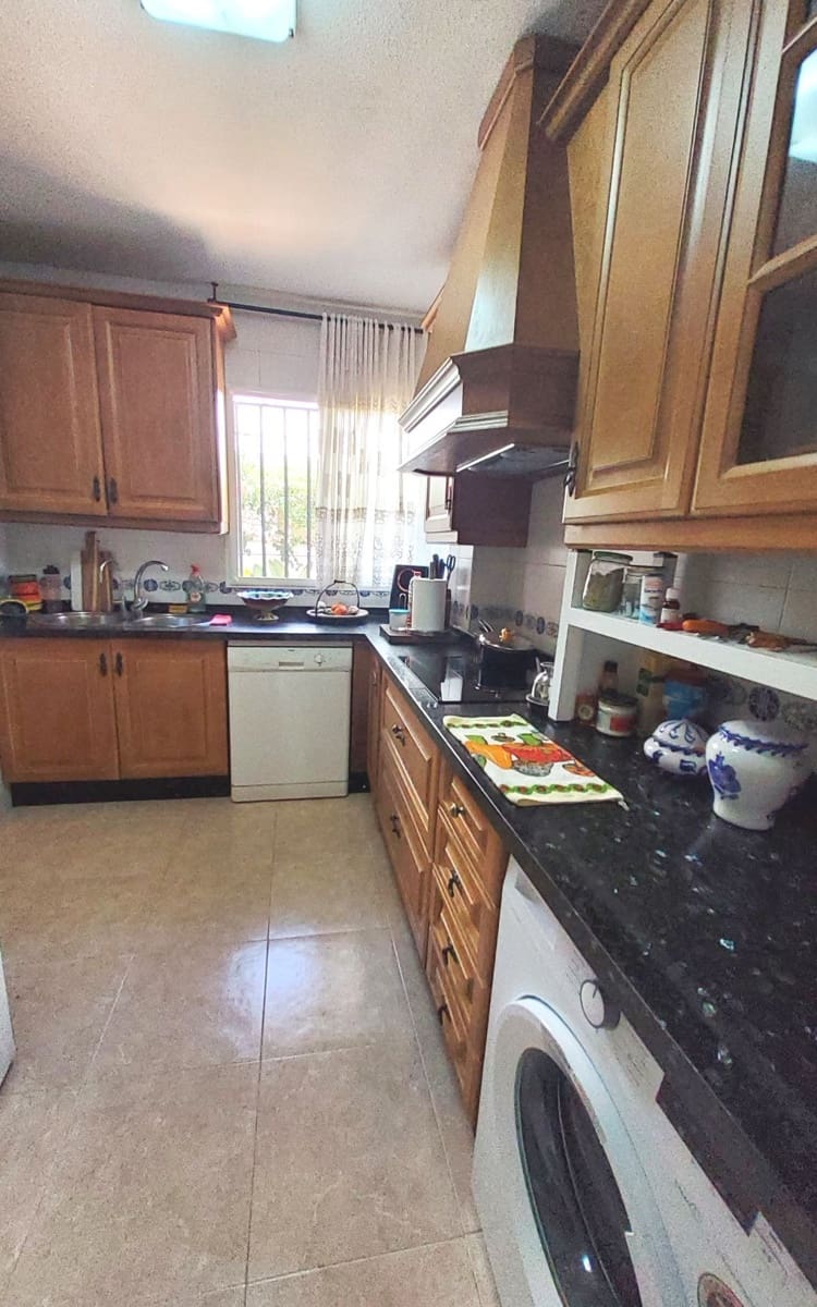 4 slaapkamer Villa te koop in Almunecar met zwembad garage - € 625.000 (Ref: 9232158)