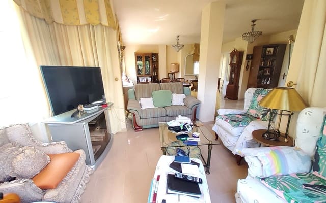 4 slaapkamer Villa te koop in Almuñécar met zwembad garage - € 625.000 (Ref: 9232158)