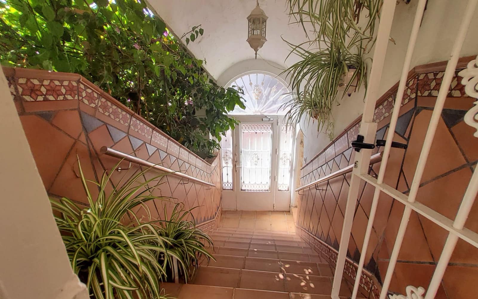 4 slaapkamer Villa te koop in Almunecar met zwembad garage - € 625.000 (Ref: 9232158)