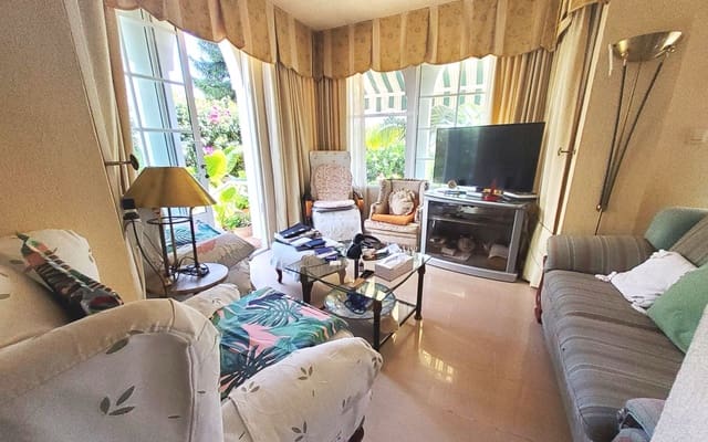 4 slaapkamer Villa te koop in Almuñécar met zwembad garage - € 625.000 (Ref: 9232158)