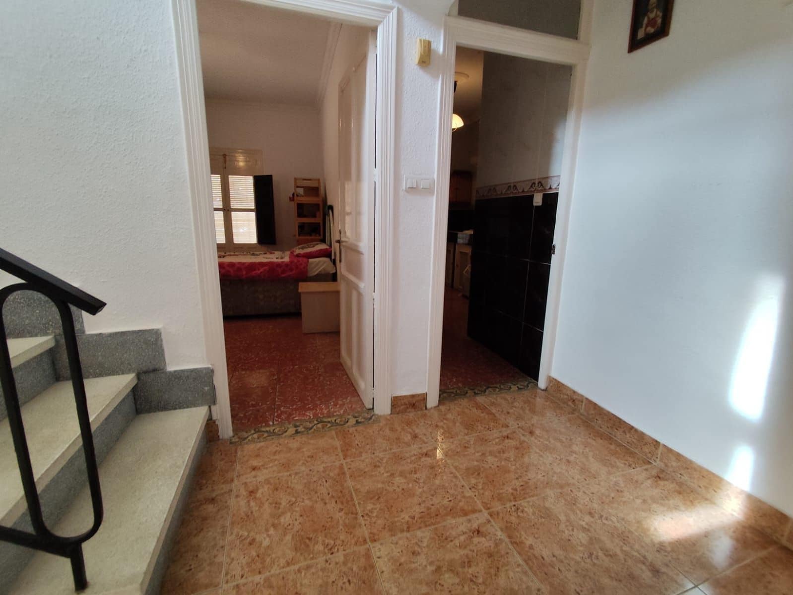 5 soverom Kjedet enebolig til salgs i Otivar - € 179 000 (Ref: 9378666)