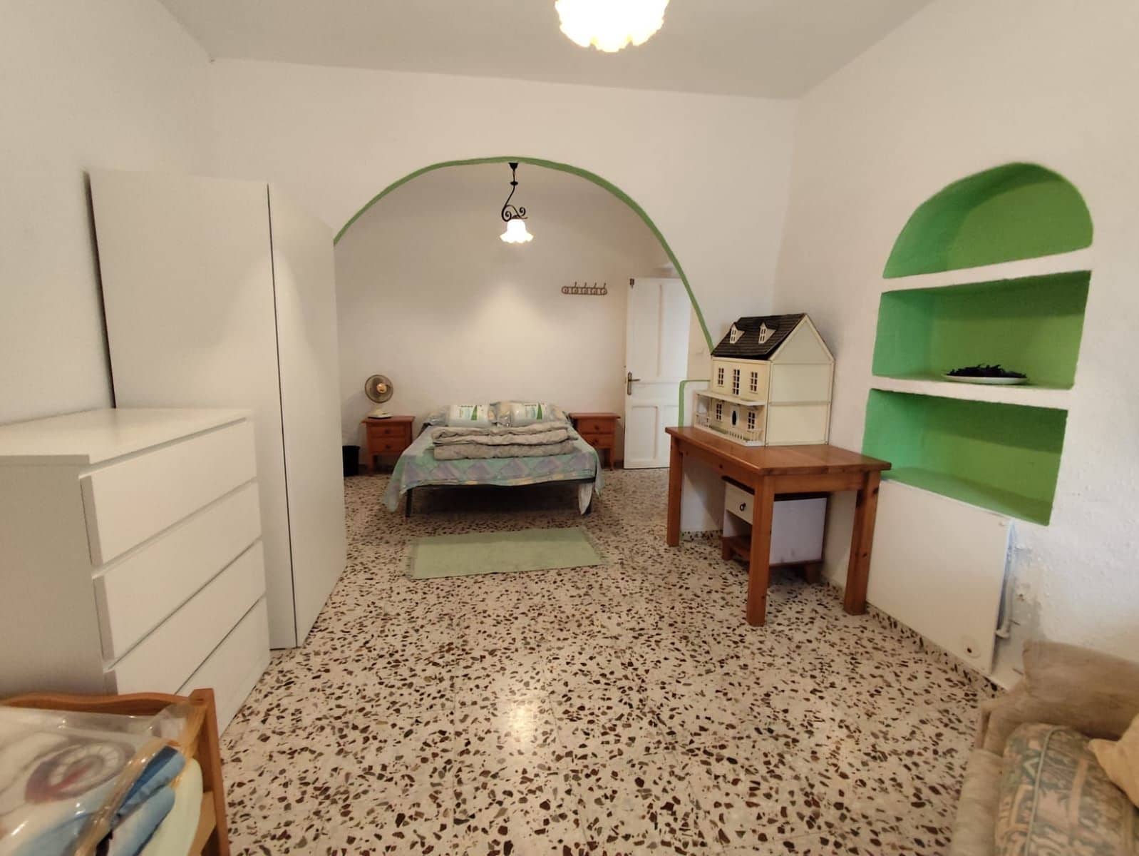 5 soverom Kjedet enebolig til salgs i Otivar - € 179 000 (Ref: 9378666)