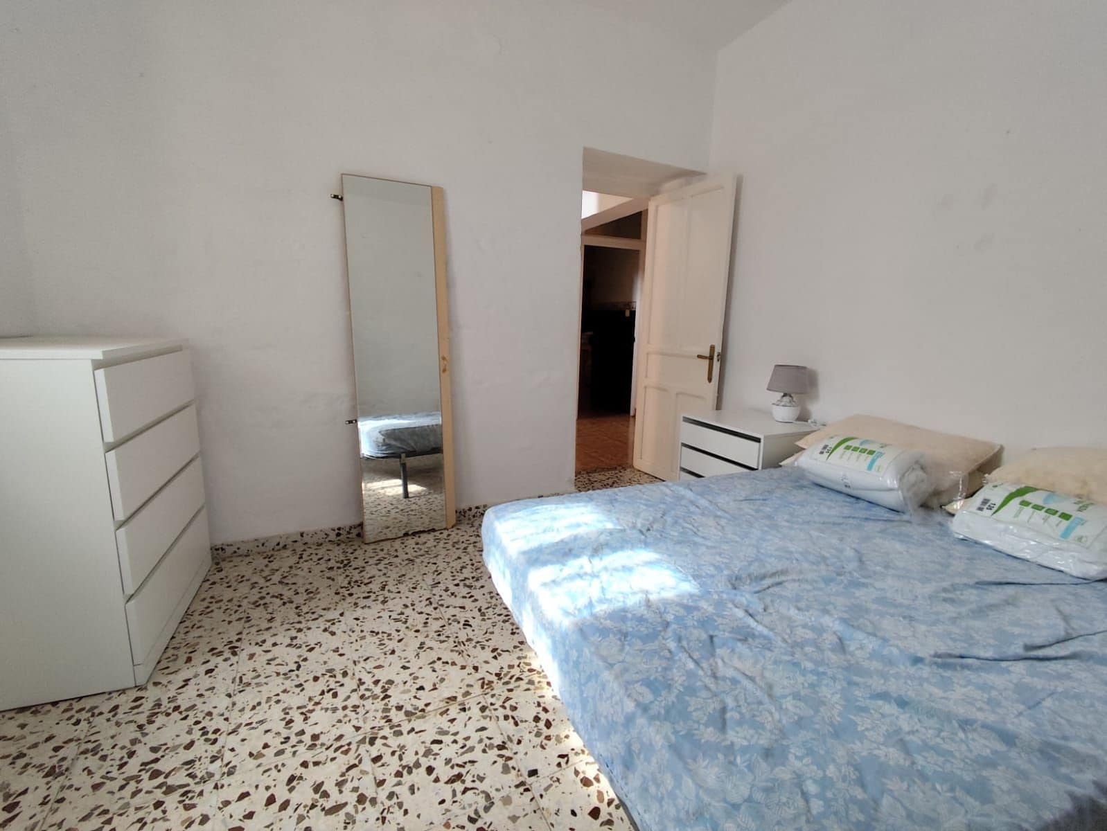 5 soverom Kjedet enebolig til salgs i Otivar - € 179 000 (Ref: 9378666)