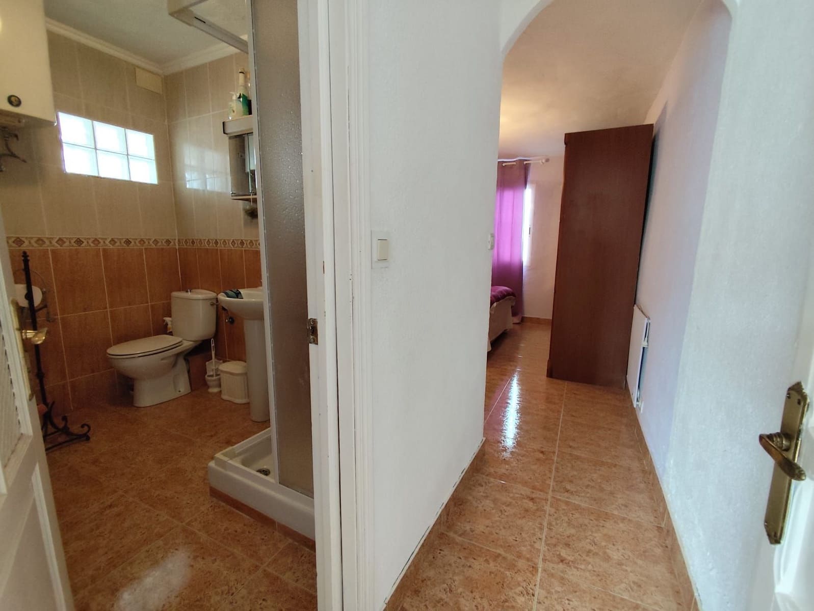 5 soverom Kjedet enebolig til salgs i Otivar - € 179 000 (Ref: 9378666)