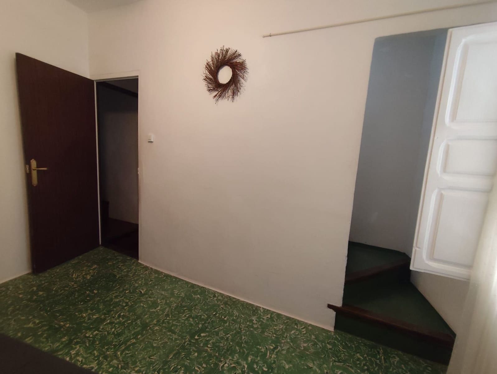 3 soverom Kjedet enebolig til salgs i Otivar - € 85 000 (Ref: 9402835)