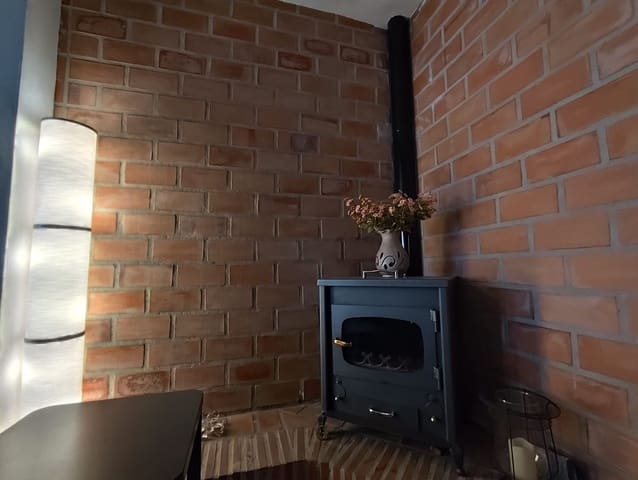 3 makuuhuone Paritalo myytävänä paikassa Otívar - 85 000 € (Ref: 9402835)